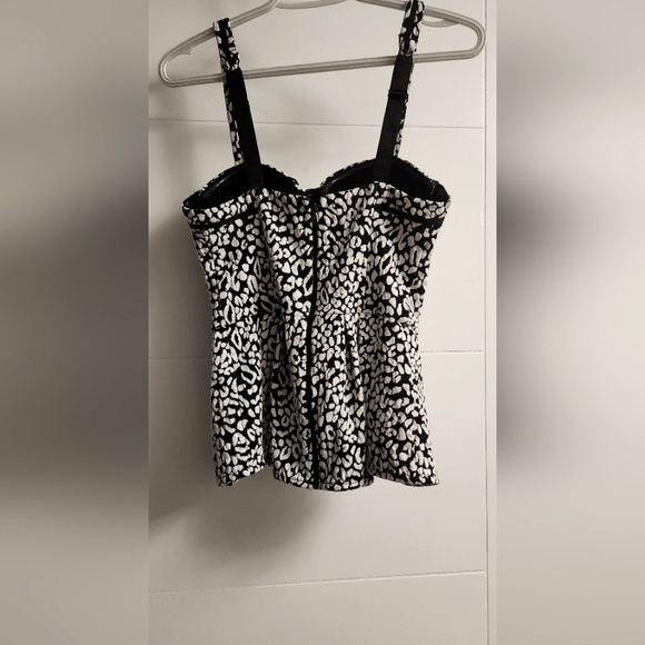 Guess Black and White Sleeveless Bustier Bodysuit - Picture 2 of 2
